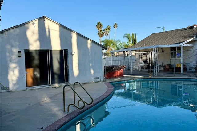 20701 Stagg, Canoga Park, CA 91306 — photo 13 of 19