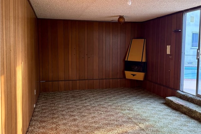 20701 Stagg, Canoga Park, CA 91306 — photo 6 of 19