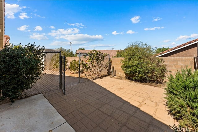 3515 E Avenue R12, Palmdale, CA 93550 — photo 41 of 44