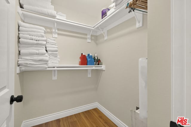 9707 Charnock Avenue 203, Los Angeles, CA 90034 — photo 26 of 34
