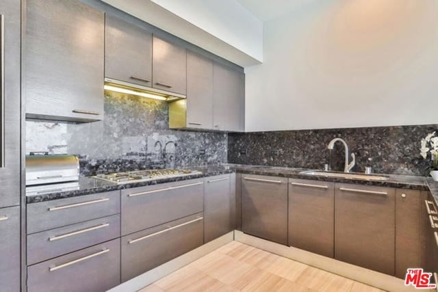 900 W Olympic Boulevard 34D, Los Angeles, CA 90015 — photo 17 of 43