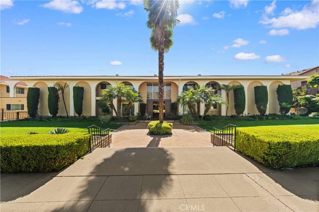 630 W Huntington Dr # 216, Arcadia, CA 91007 — photo 37 of 40