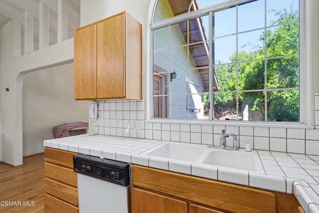 1635 Bridgegate Street, Westlake Village, CA 91361 — photo 16 of 70