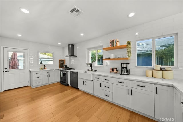 9306 S 10th, Inglewood, CA 90305 — photo 11 of 35