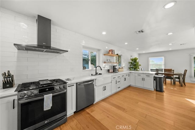 9306 S 10th, Inglewood, CA 90305 — photo 14 of 35