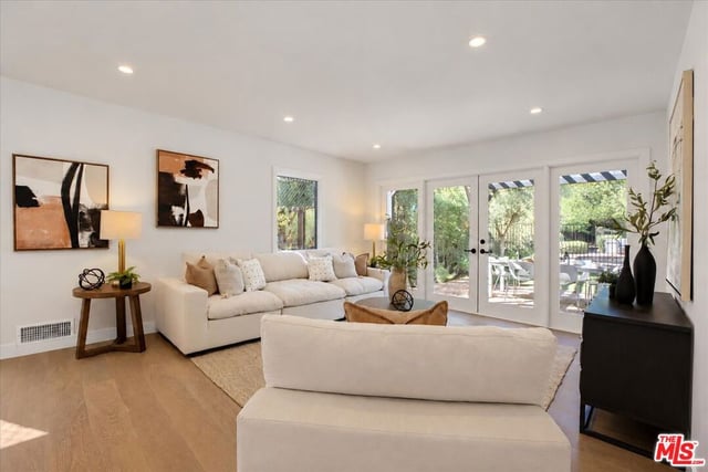 17153 Adlon Road, Encino, CA 91436 — photo 11 of 54