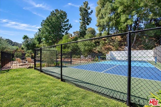 17153 Adlon Road, Encino, CA 91436 — photo 44 of 54