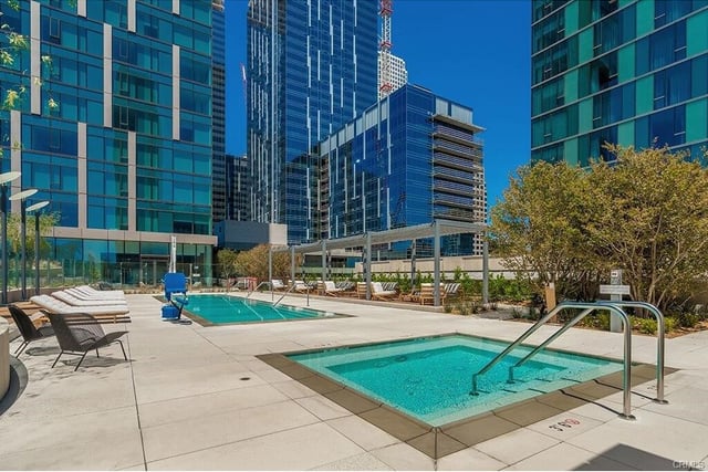 889 Francisco Street 3608, Los Angeles, CA 90017 — photo 5 of 12