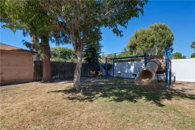 16819 Wyandotte Street, Lake Balboa, CA 91406 — photo 37 of 44