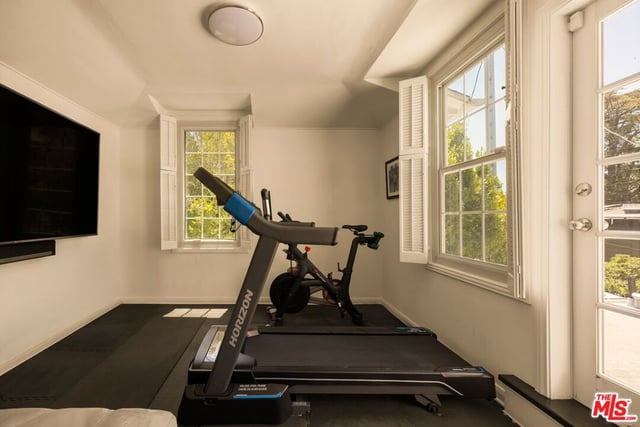 1409 Club View Drive, Los Angeles, CA 90024 — photo 18 of 22