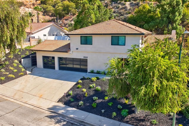 3243 Kirkham Drive, Glendale, CA 91206 — photo 11 of 73