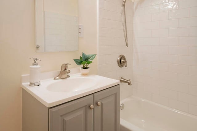 2047 Galbreth Road, Pasadena, CA 91104 — photo 25 of 36