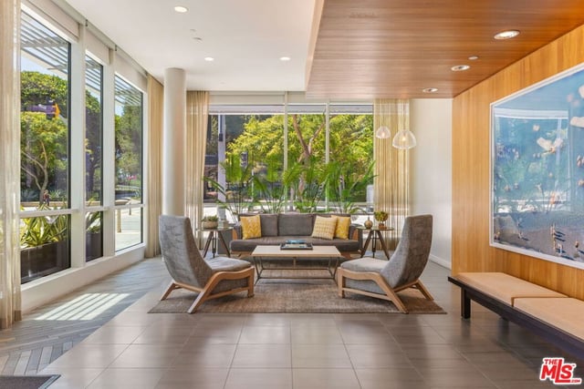 1705 Ocean Avenue 307, Santa Monica, CA 90401 — photo 18 of 21
