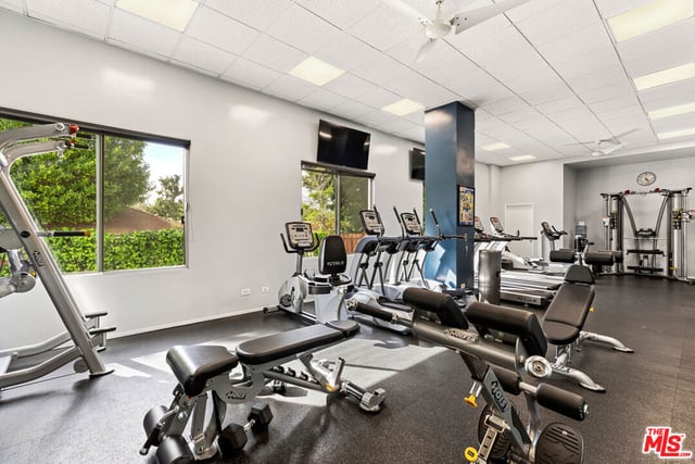 10501 Wilshire Boulevard 1709, Los Angeles, CA 90024 — photo 30 of 34