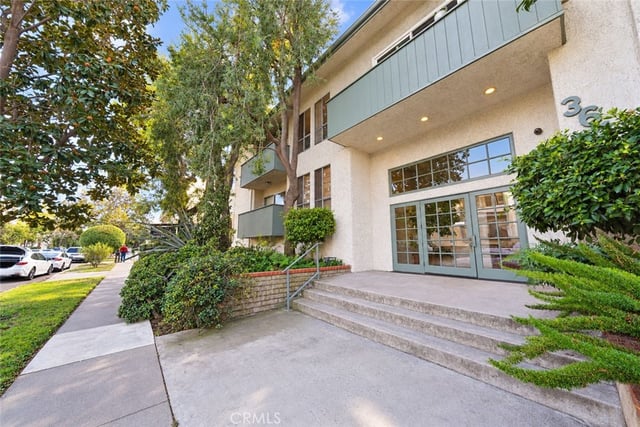 3649 Glendon Avenue, Los Angeles, CA 90034 — photo 2 of 75