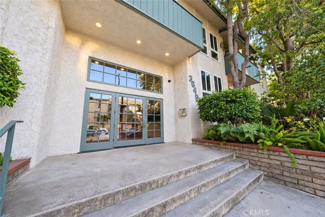 3649 Glendon Avenue, Los Angeles, CA 90034 — photo 3 of 75
