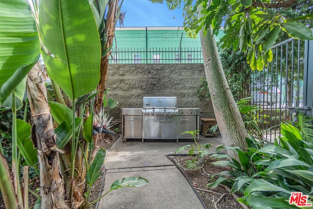 420 S San Pedro Street 628, Los Angeles, CA 90013 — photo 32 of 43
