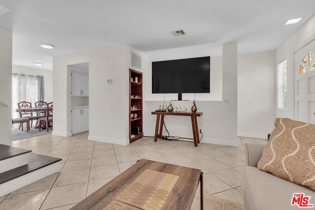 12411 Osborne Street 89, Pacoima, CA 91331 — photo 7 of 43