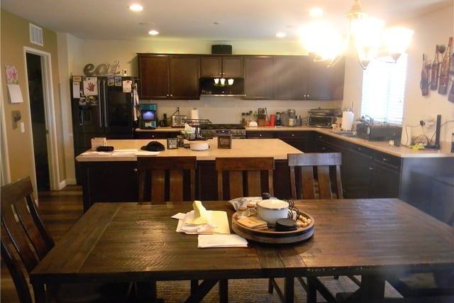 3648 Topaz, Lancaster, CA 93535 — photo 12 of 38