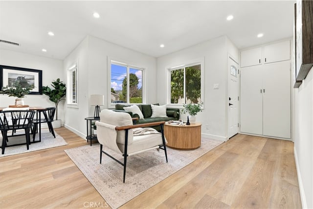 10216 Owensmouth, Chatsworth, CA 91311 — photo 15 of 31