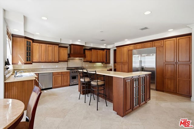 22716 Sylvan Street, Woodland Hills, CA 91367 — photo 15 of 45