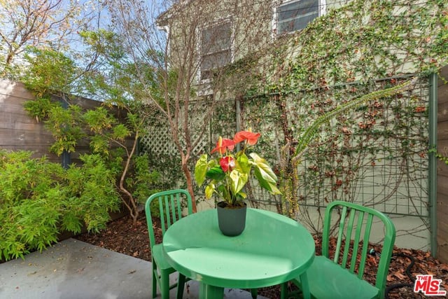 1244 14th Street E, Santa Monica, CA 90404 — photo 13 of 31