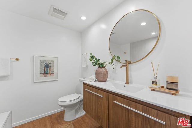 1244 14th Street E, Santa Monica, CA 90404 — photo 14 of 31