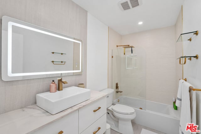 1222 N Olive Drive 201, West Hollywood, CA 90069 — photo 13 of 38