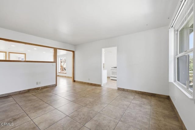 221 S Brent Street, Ventura, CA 93003 — photo 4 of 40