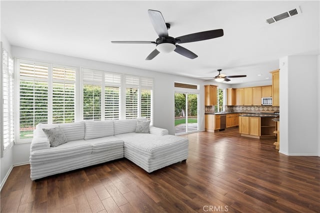 17313 Mount Stephen, Canyon Country, CA 91387 — photo 13 of 38