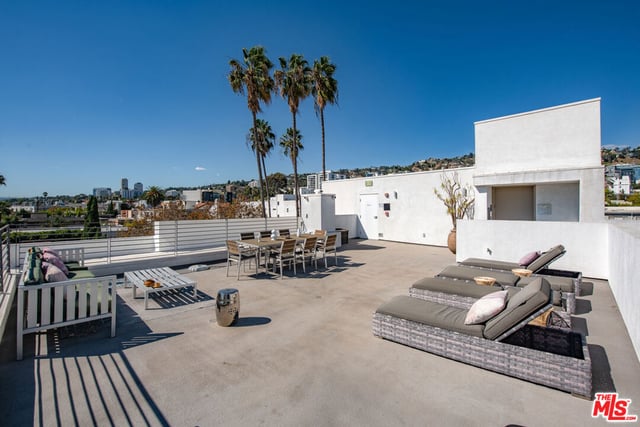 928 N Croft Avenue 202, West Hollywood, CA 90069 — photo 25 of 30