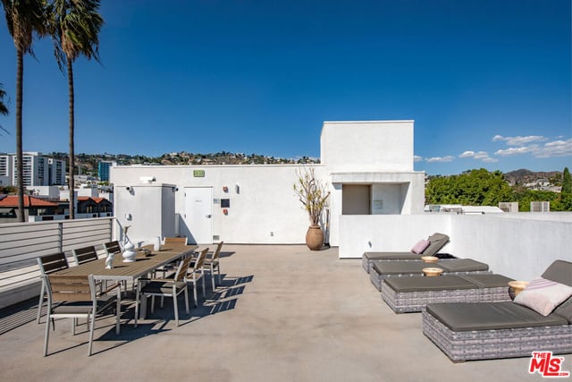 928 N Croft Avenue 202, West Hollywood, CA 90069 — photo 26 of 30