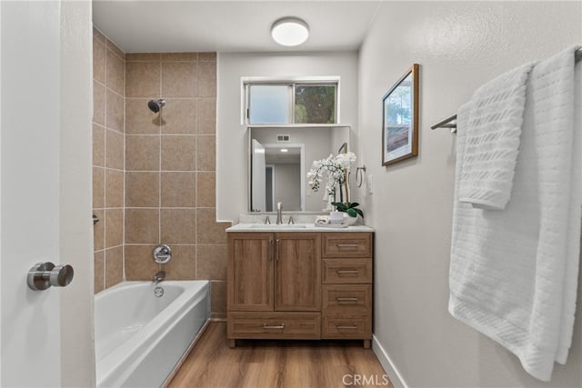 24716 Fain, Newhall, CA 91321 — photo 26 of 43