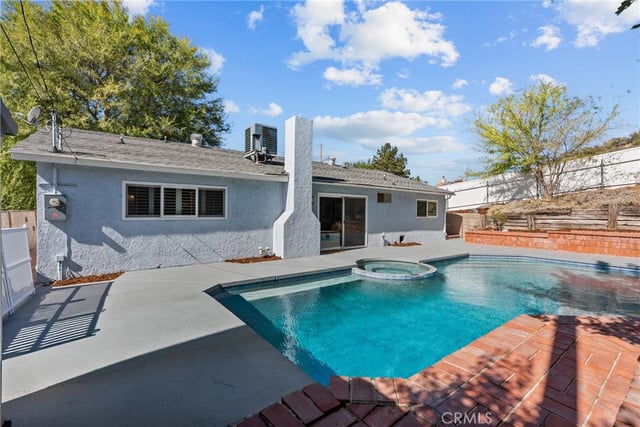 24716 Fain, Newhall, CA 91321 — photo 34 of 43