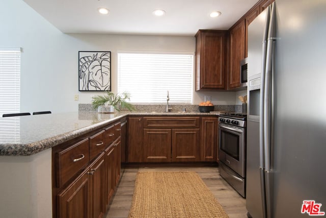 1211 S Shenandoah Street 304, Los Angeles, CA 90035 — photo 12 of 37