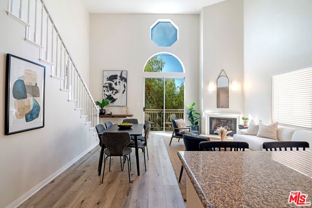 1211 S Shenandoah Street 304, Los Angeles, CA 90035 — photo 14 of 37