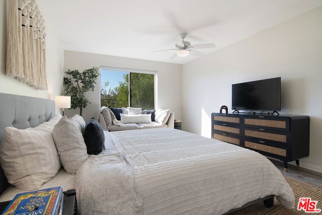 1211 S Shenandoah Street 304, Los Angeles, CA 90035 — photo 21 of 37