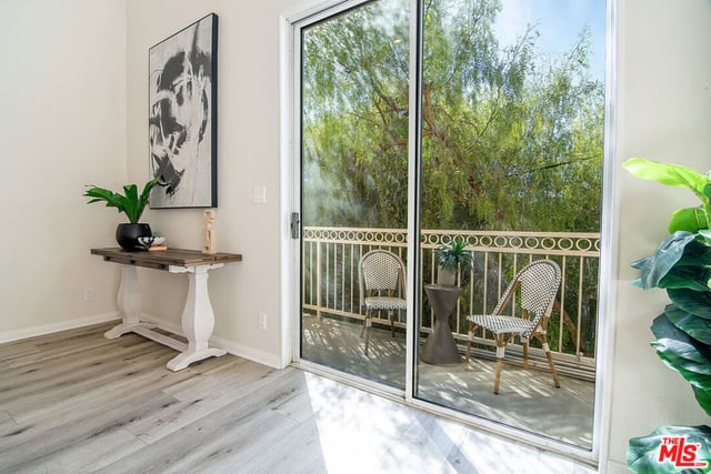 1211 S Shenandoah Street 304, Los Angeles, CA 90035 — photo 7 of 37