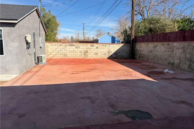1302 E Avenue R2, Palmdale, CA 93550 — photo 32 of 40