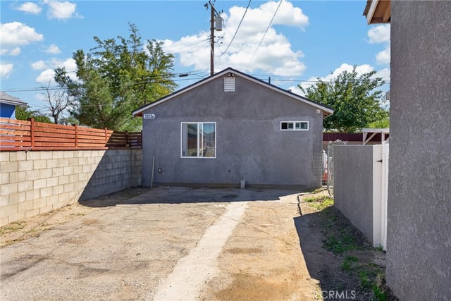 1302 E Avenue R2, Palmdale, CA 93550 — photo 37 of 40