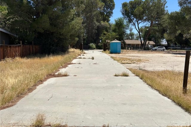 46141 125th E, Lancaster, CA 93535 — photo 16 of 18