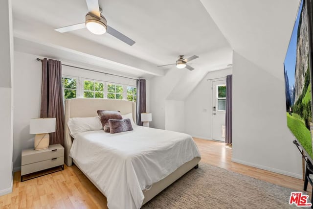 23057 Sylvan Street, Woodland Hills, CA 91367 — photo 31 of 43