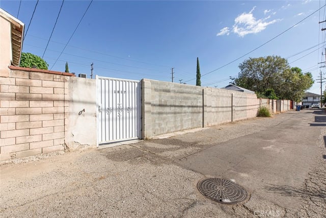 1817 N Hollywood Way, Burbank, CA 91505 — photo 19 of 23
