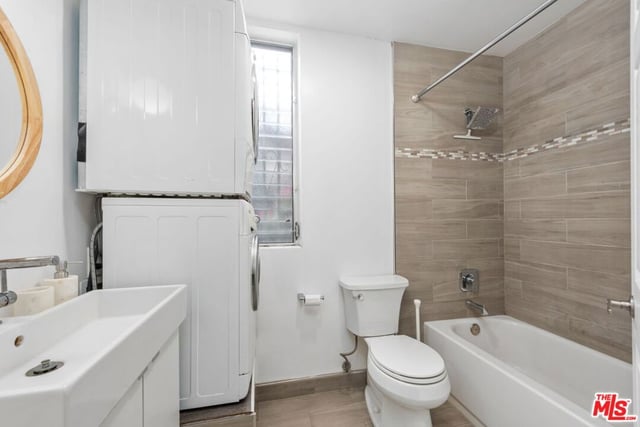 320 S Gramercy Place 105, Los Angeles, CA 90020 — photo 18 of 22