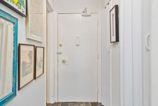 320 S Gramercy Place 105, Los Angeles, CA 90020 — photo 6 of 22