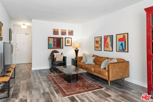 320 S Gramercy Place 105, Los Angeles, CA 90020 — photo 9 of 22