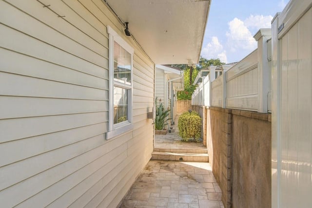 1007 Rose Avenue, Pasadena, CA 91107 — photo 37 of 52