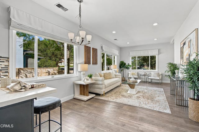1007 Rose Avenue, Pasadena, CA 91107 — photo 9 of 52