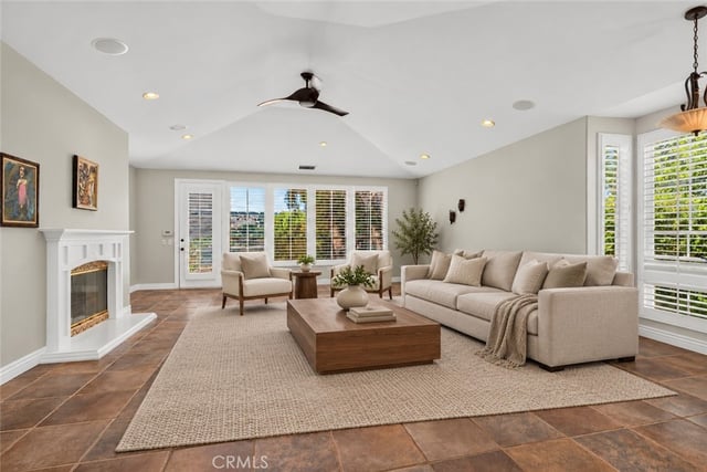 3315 Via Verde Court, Calabasas, CA 91302 — photo 9 of 22