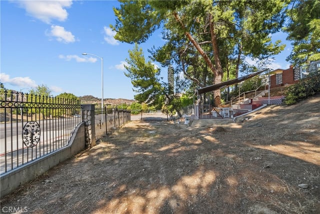 12850 Woodley Avenue, Granada Hills, CA 91344 — photo 46 of 51